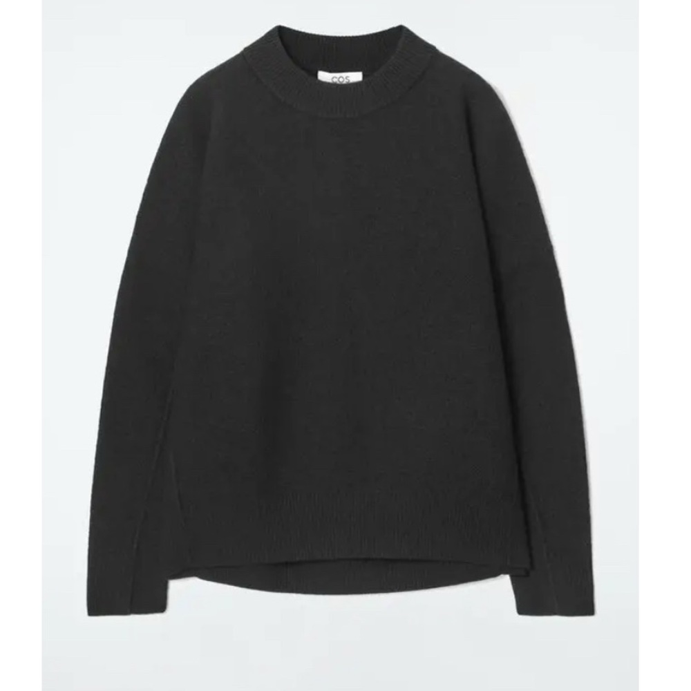 SOLD - COS oversized boiled merino wool sweater XS
